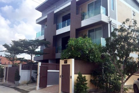 Casa de 3 dormitorios en Pattaya, Tailandia № 20402