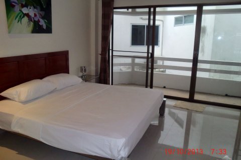 Casa de 2 dormitorios en Pattaya, Tailandia № 24014 - foto 17