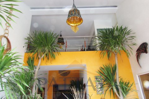 Casa de 4 dormitorios en Pattaya, Tailandia № 20876 - foto 9