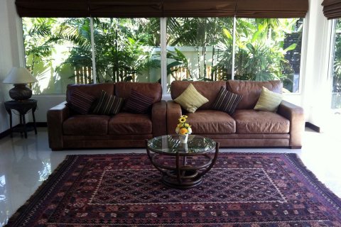 Casa de 3 dormitorios en Pattaya, Tailandia № 23273 - foto 5