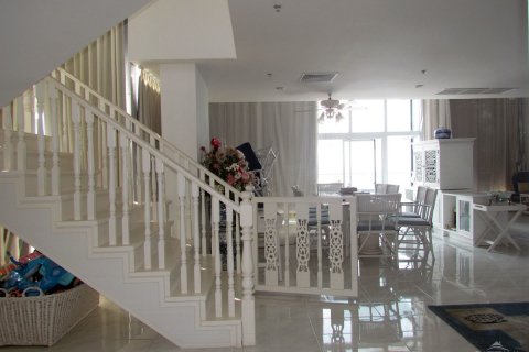 Condominio de 6 dormitorios en Pattaya, Tailandia № 20203 - foto 17