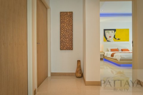 Casa de 3 dormitorios en Pattaya, Tailandia № 21156 - foto 15