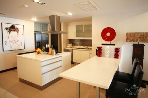 Condominio de 3 dormitorios en Pattaya, Tailandia № 23497 - foto 2