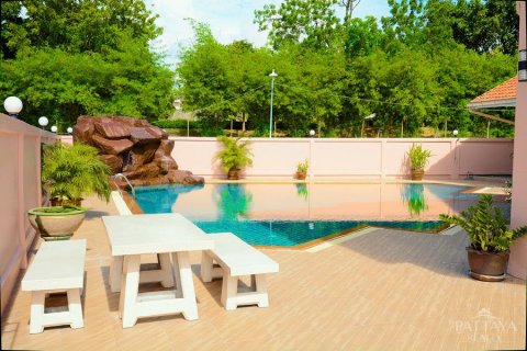 Casa de 7 dormitorios en Jomtien Beach, Pattaya, Tailandia № 20308 - foto 12