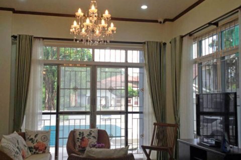 Casa de 5 dormitorios en Jomtien Beach, Pattaya, Tailandia № 24061 - foto 8