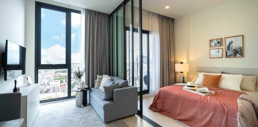 Estudio en el condominio en Bangkok, Tailandia en Mazarine Ratchayothin № 19020