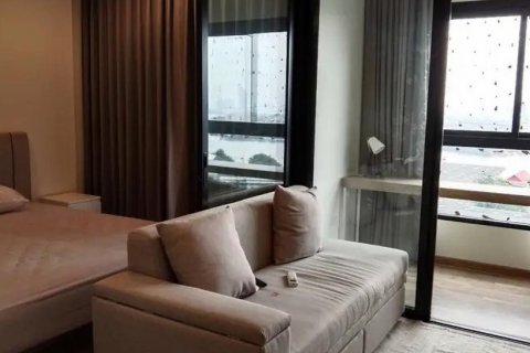 Sobre plano NICHE MONO CHAROEN NAKORN en Bangkok, Tailandia № 11100 - foto 10