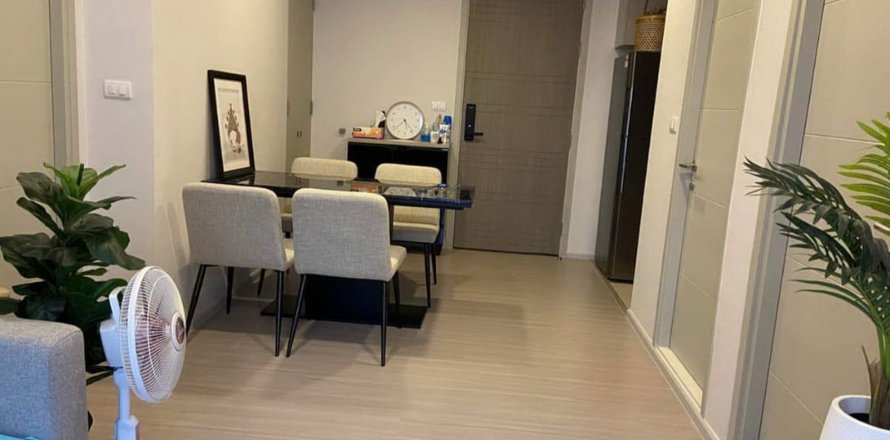 Condominio de 2 dormitorios en Bangkok, Tailandia en Quintara Treehaus Sukhumvit 42  № 19559
