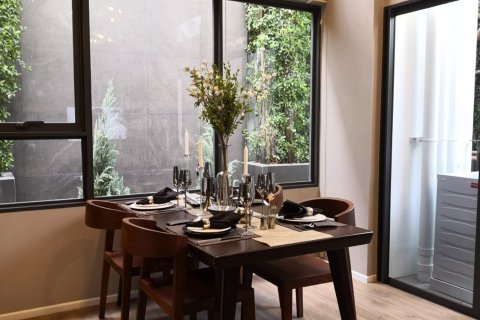 Sobre plano Siamese Rama 9 en Bangkok, Tailandia № 19303 - foto 7