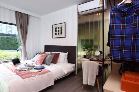 Condominio de 1 dormitorio en Bangkok, Tailandia en The Base Phetchaburi - Thonglor № 24649