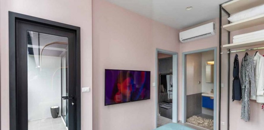 Condominio de 2 dormitorios en Bangkok, Tailandia en XT Ekkamai  № 24636
