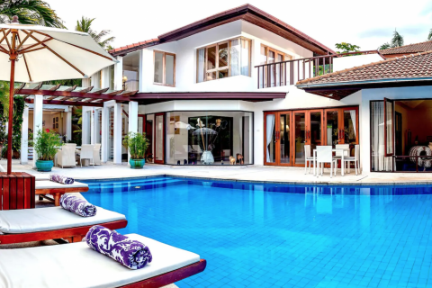 Casa de 4 dormitorios en Surin, Tailandia № 9904 - foto 1