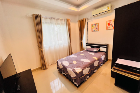 Casa de 4 dormitorios en Pattaya, Tailandia № 25752 - foto 12