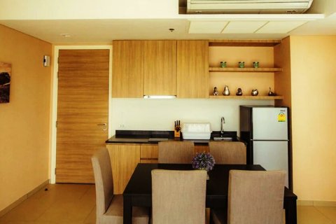 Condominio de 2 dormitorios en Pattaya, Tailandia en Zire Wongamat  № 25399