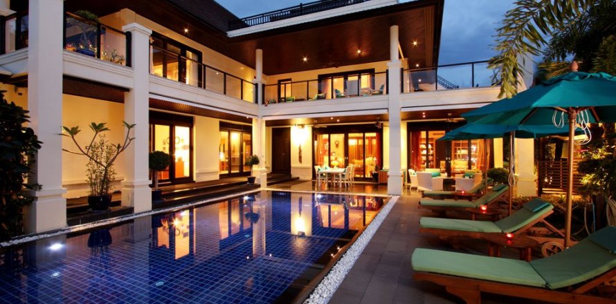 Casa de 6 dormitorios en Bang Tao, Tailandia № 3528