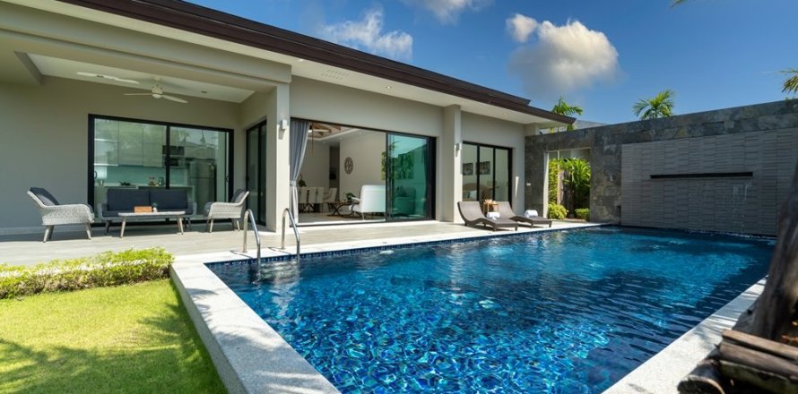 Casa de 3 dormitorios en Bang Tao, Tailandia № 3260