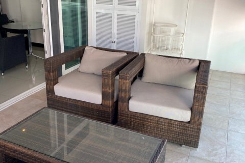 Condominio de 1 dormitorio en Pattaya, Tailandia № 25756 - foto 11