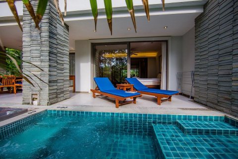 Condominio de 3 dormitorios en Naithon Beach, Tailandia № 3633