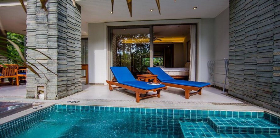 Condominio de 3 dormitorios en Naithon Beach, Tailandia № 3633