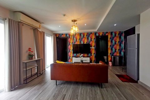 Condominio de 2 dormitorios en Pattaya, Tailandia № 25767 - foto 7