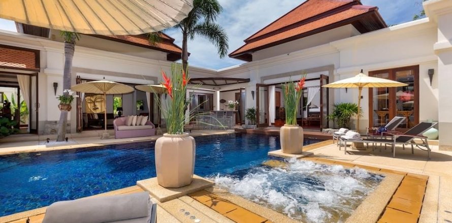 Casa de 4 dormitorios en Bang Tao, Tailandia № 3265