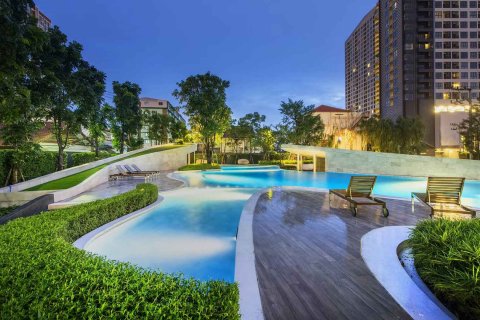Sobre plano IDEO O2 en Bangkok, Tailandia № 25984 - foto 5