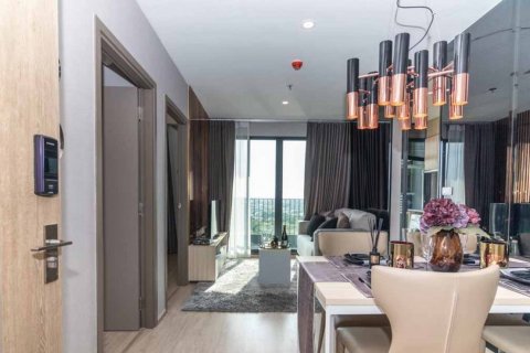 Sobre plano IDEO O2 en Bangkok, Tailandia № 25984 - foto 3
