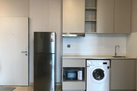 Sobre plano LUMPINI SUITE PHETCHABURI - MAKKASAN en Bangkok, Tailandia № 25923 - foto 3