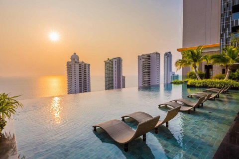 Sobre plano The Riviera Wongamat Beach en Pattaya, Tailandia № 25465 - foto 9