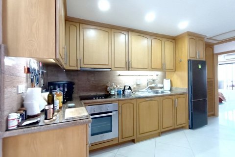 Condominio de 3 dormitorios en Pattaya, Tailandia № 27471 - foto 10