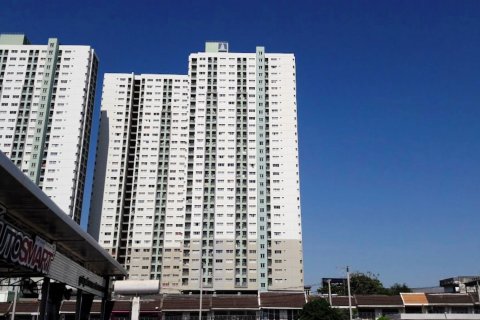 Sobre plano Lumpini Condo Town North en Pattaya, Tailandia № 28289
