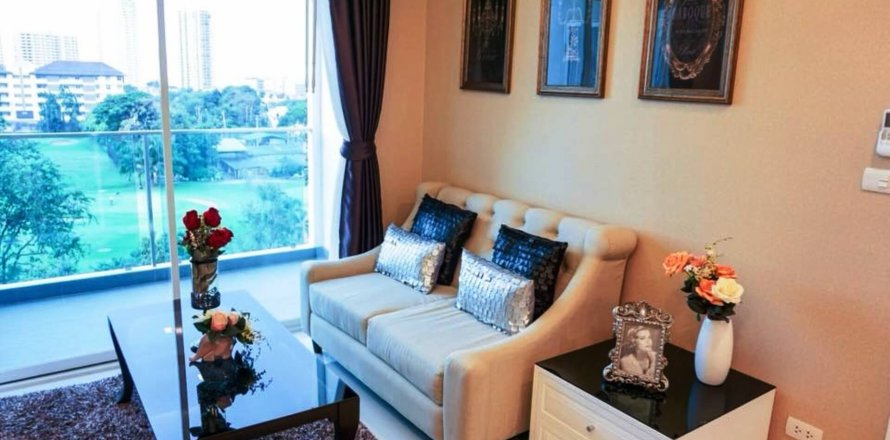 Condominio de 1 dormitorio en Pattaya, Tailandia en One Tower Pratamnak № 28022