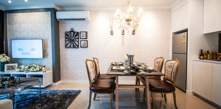 Condominio de 1 dormitorio en Pattaya, Tailandia en One Tower Pratamnak № 28023
