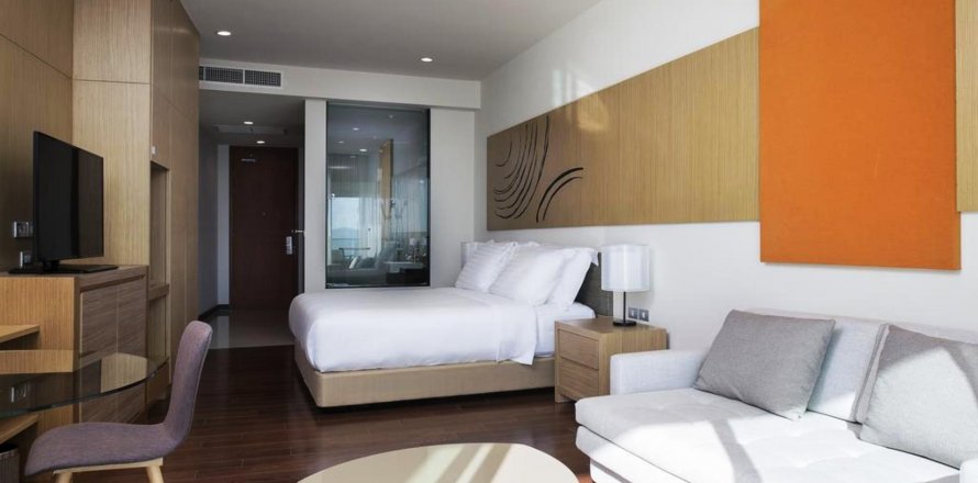 Condominio de 2 dormitorios en Sattahip, Tailandia en Movenpick White Sand Beach № 27692