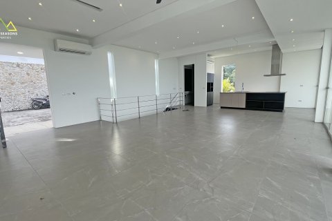 Chalet de 4 dormitorios en Ko Samui, Tailandia № 27361 - foto 4