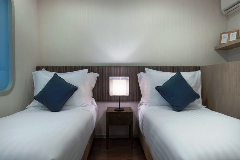 Condominio de 4 dormitorios en Sattahip, Tailandia en Movenpick White Sand Beach  № 27699