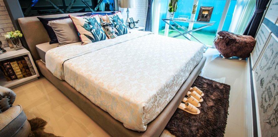Condominio de 5 dormitorios en Pattaya, Tailandia en One Tower Pratamnak № 28031