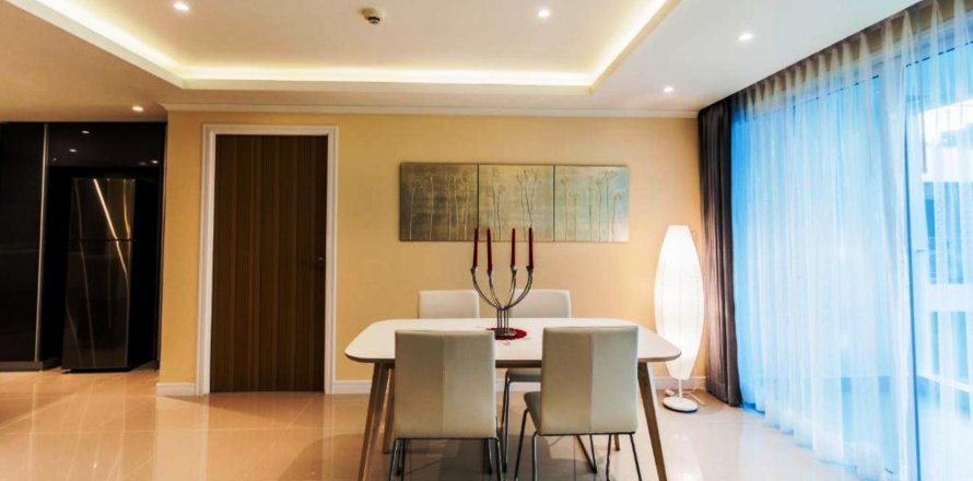Condominio de 2 dormitorios en Pattaya, Tailandia en Sunset Boulevard Residence № 28231