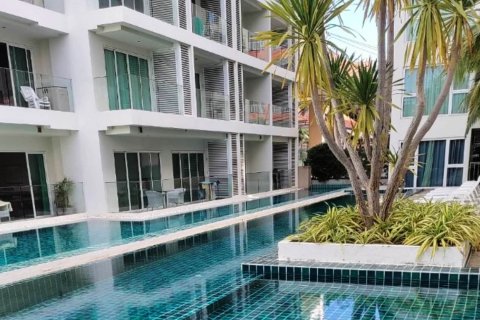 Sobre plano Sunset Boulevard Residence 2 en Pattaya, Tailandia № 28238 - foto 2