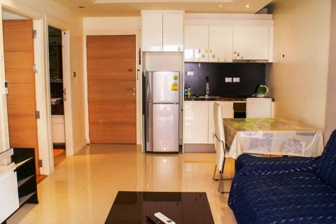 Sobre plano Sunset Boulevard Residence 2 en Pattaya, Tailandia № 28238 - foto 5