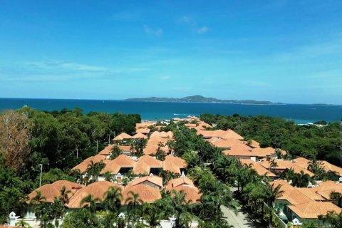Sobre plano Sunset Boulevard Residence en Pattaya, Tailandia № 28134 - foto 8
