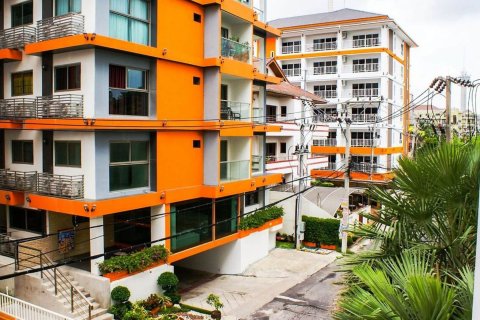 Sobre plano Sunset Boulevard Residence 2 en Pattaya, Tailandia № 28238 - foto 7