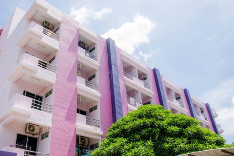 Long-term accommodation for retirees and tourists