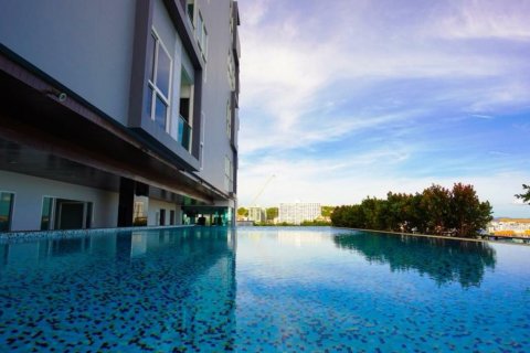 Sobre plano One Tower Pratamnak en Pattaya, Tailandia № 28017 - foto 9
