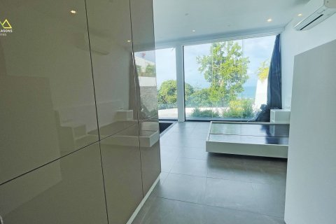 Chalet de 6 dormitorios en Ko Samui, Tailandia № 27414 - foto 17