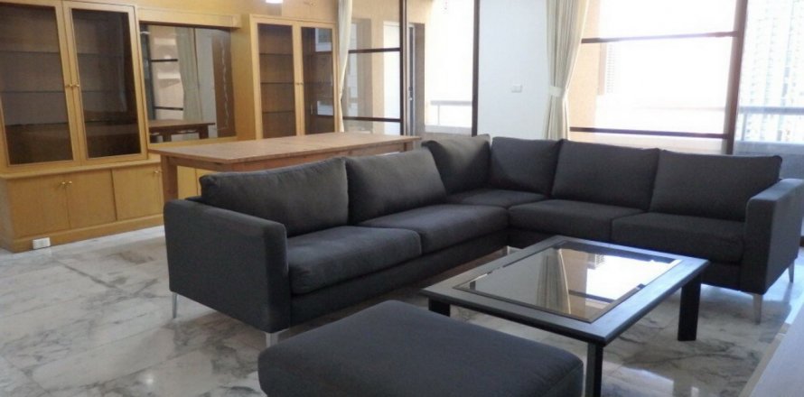 Condominio de 2 dormitorios en Bangkok, Tailandia en Asoke Towers  № 28551