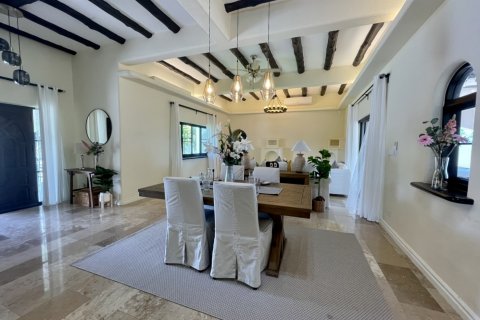 Casa de 5 dormitorios en Pattaya, Tailandia № 29170 - foto 11