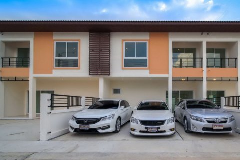 Sobre plano Baan Aomtana en Nonthaburi, Tailandia № 28430