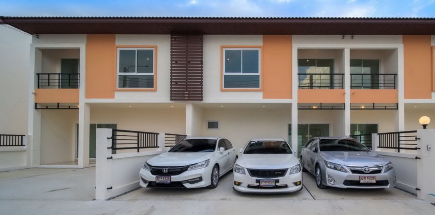 Sobre plano Baan Aomtana en Nonthaburi, Tailandia № 28430