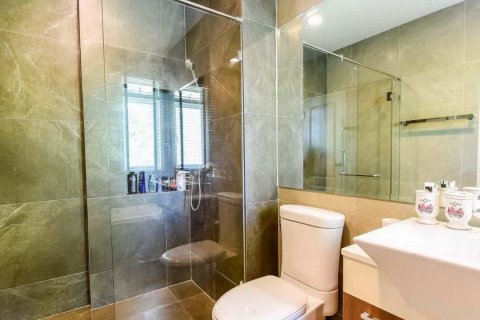 Sobre plano Boulevard Tuscany Cha Am - Hua Hin en Phetchaburi, Tailandia № 27325 - foto 4